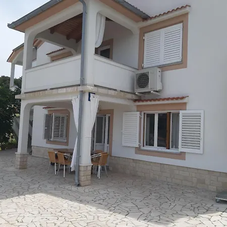 Appartement Vidas *